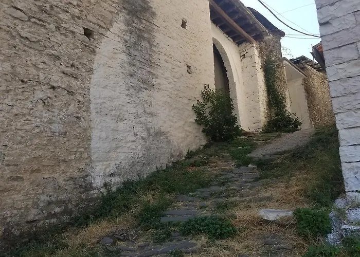 Lori's Traditional House